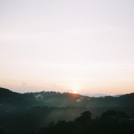 ホテル Misty Hill Dalat エクステリア 写真